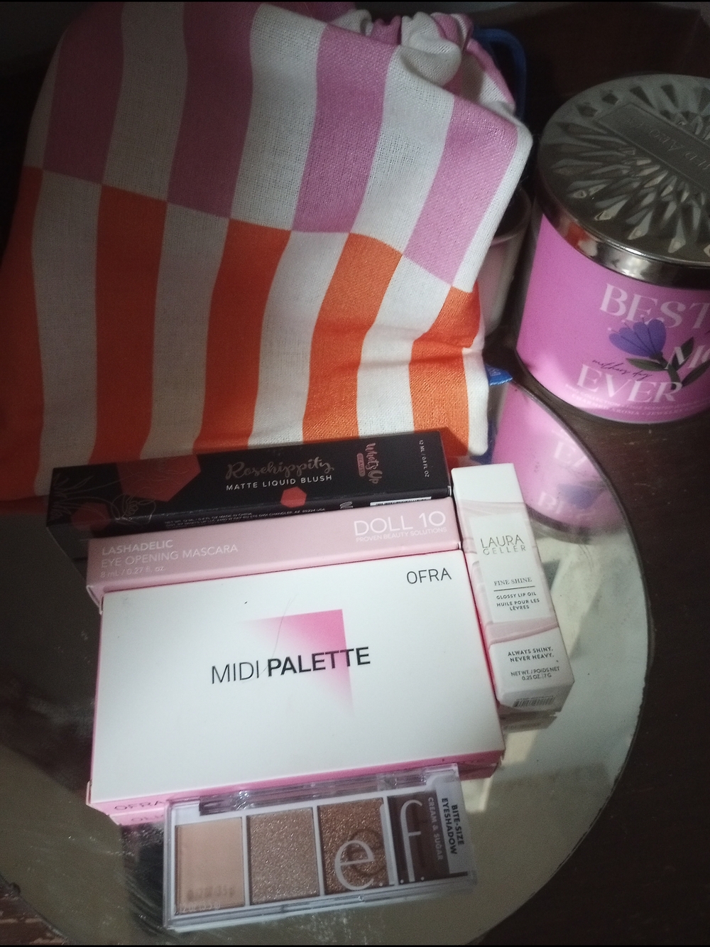 ipsy Makeup Glam Bag with 5 Full Size Beauty Products Worth Over $100.00